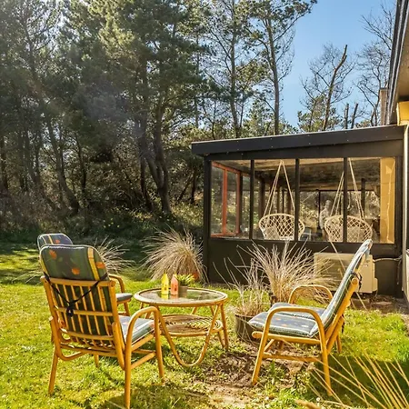 Anelle - 1km From The Sea By Interhome