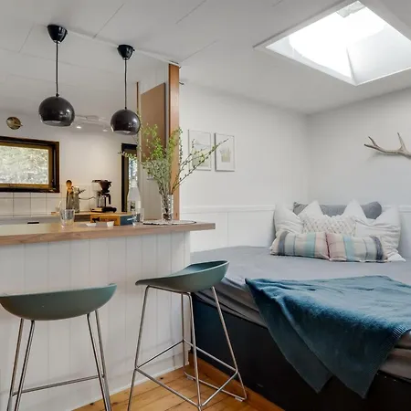 Vakantiehuis Anelle - 1km From The Sea By Interhome