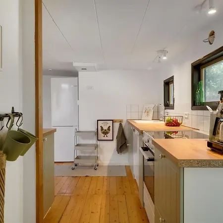 Anelle - 1km From The Sea By Interhome *