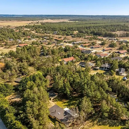 Vakantiehuis Anelle - 1km From The Sea By Interhome